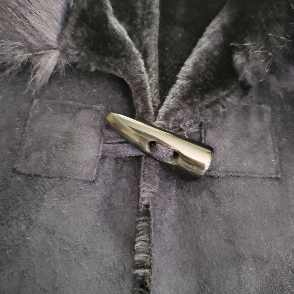Copper Key Navy Blue faux Suede & Fur Girls Vest Size 10/12 - Picture 4 of 7